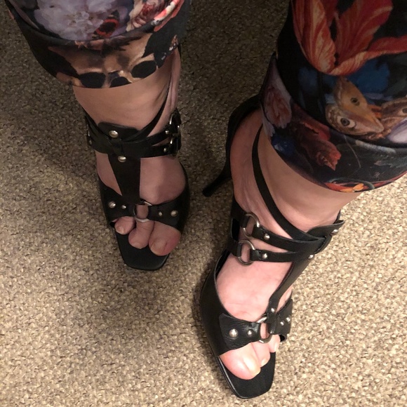 Nine West Size 9 Wide Width Black Leather High Heel - Picture 12 of 12